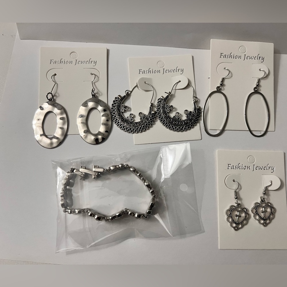 Fashion Jewelry Silver Hoop and Drop Earrings